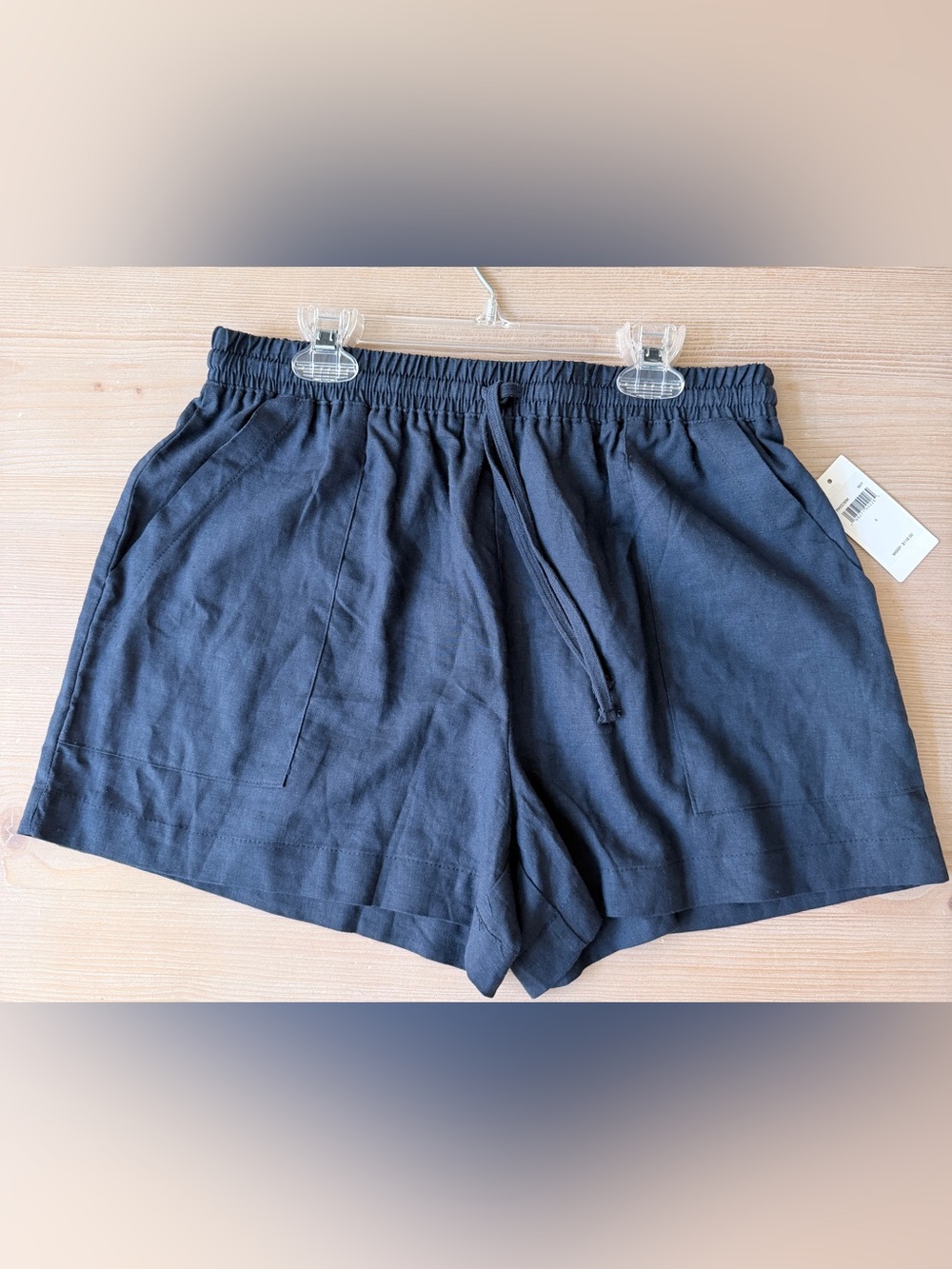 Splendid Linen blend shorts in Navy Blue - S